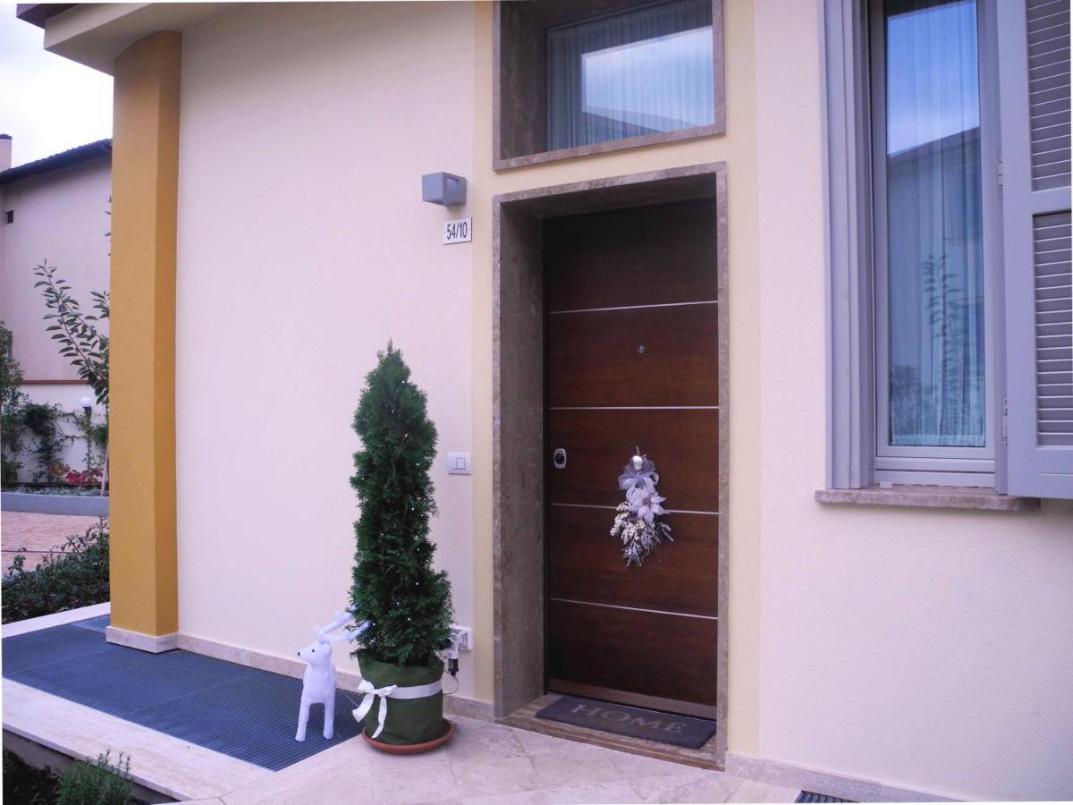 Roommo Santa Maria Novella ฟลอเรนซ์ ภายนอก รูปภาพ
